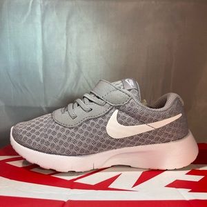 Nike Tanjun (TDV) (Multiple Sizes Available)